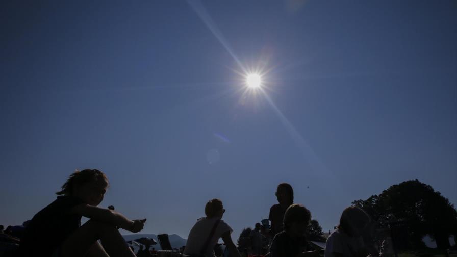 ¿A qué hora podrán ver los dominicanos el eclipse solar de este sábado según la provincia?