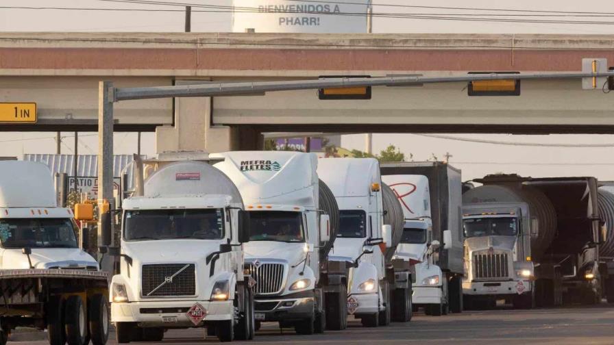EE.UU. reanuda revisión vehicular fronteriza en El Paso suspendida por ola migratoria masiva