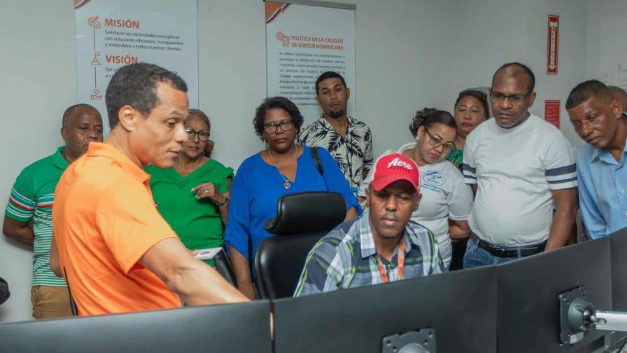 Distribuidora Edesur pone en marcha su programa Puertas Abiertas Distribuidora Edesur pone en marcha su programa Puertas Abiertas