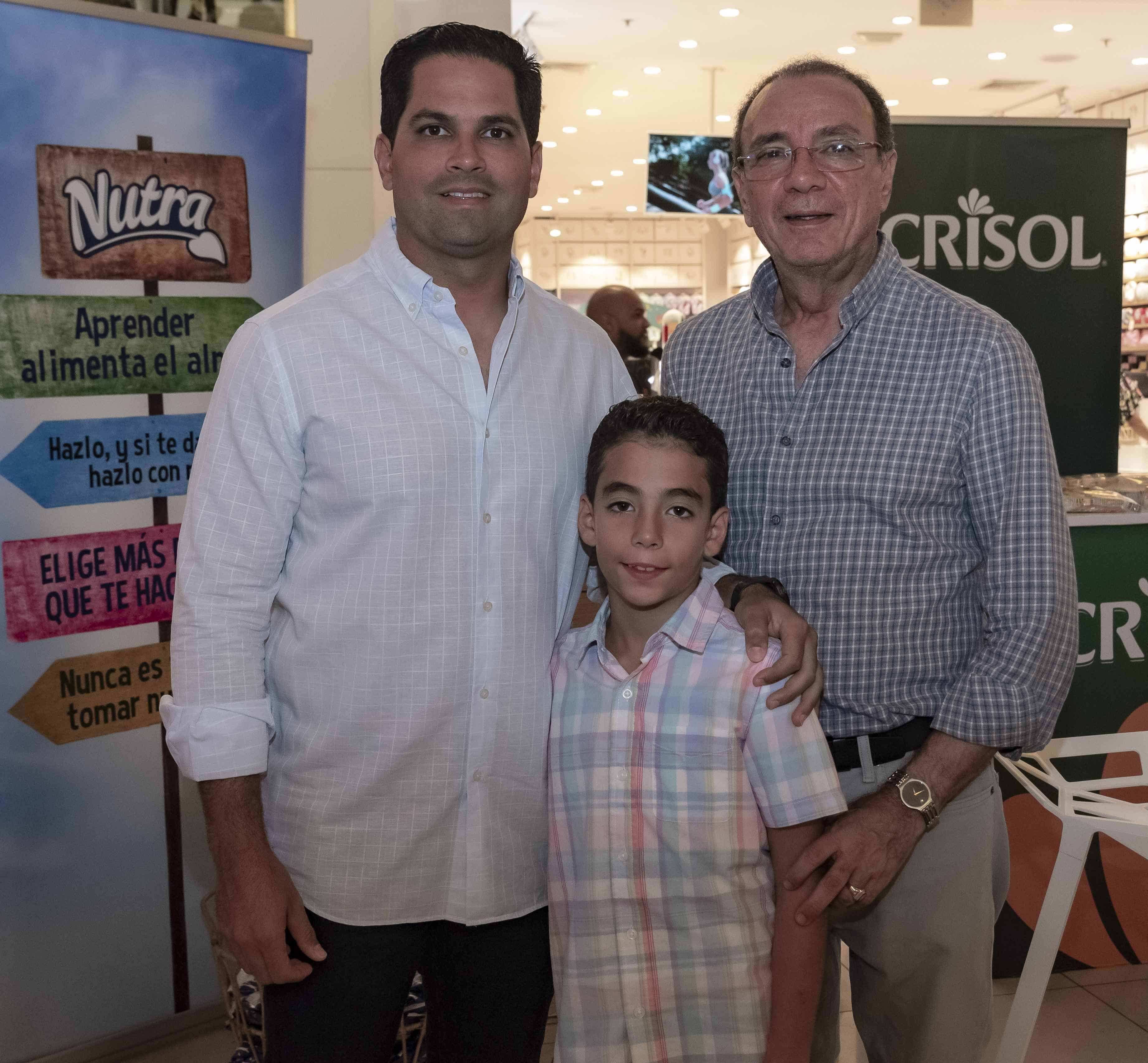 Michael Noboa, Teofilo Hache y Michael David Noboa.