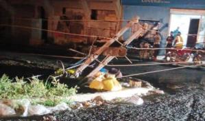 Edeeste trabaja para restablecer la energía en La Romana tras camión derribar seis postes
