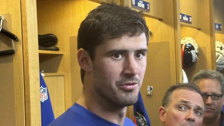 Daniel Jones, quarterback de los Giants, no entrena por una lesión de cuello