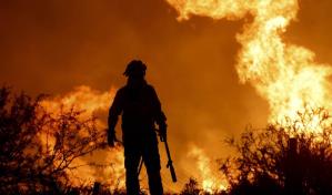Decenas de evacuados por incendios forestales en el centro de Argentina