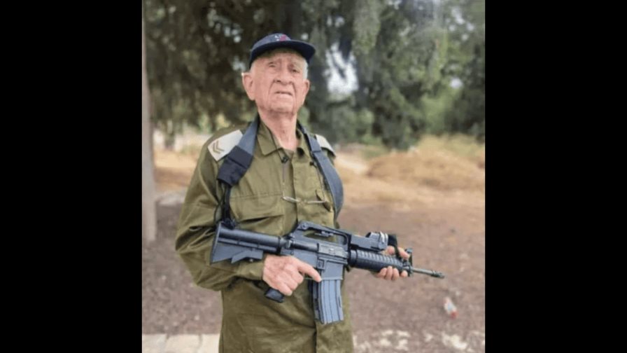 Hombre de 95 años se convierte en el soldado más viejo en unirse a la lucha de Israel contra Hamás