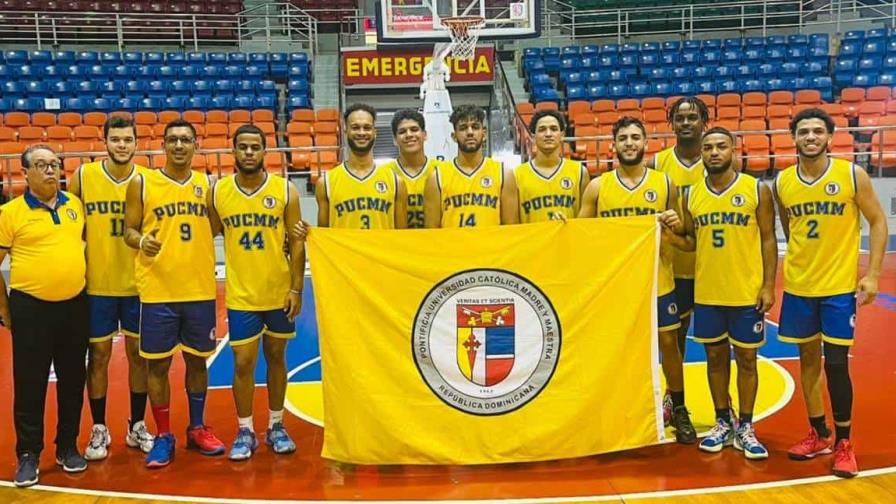 Uteco y PUCMM ganan en el baloncesto universitario Región Norte