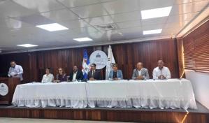 Autoridades contabilizan 11,681 casos sospechosos de dengue