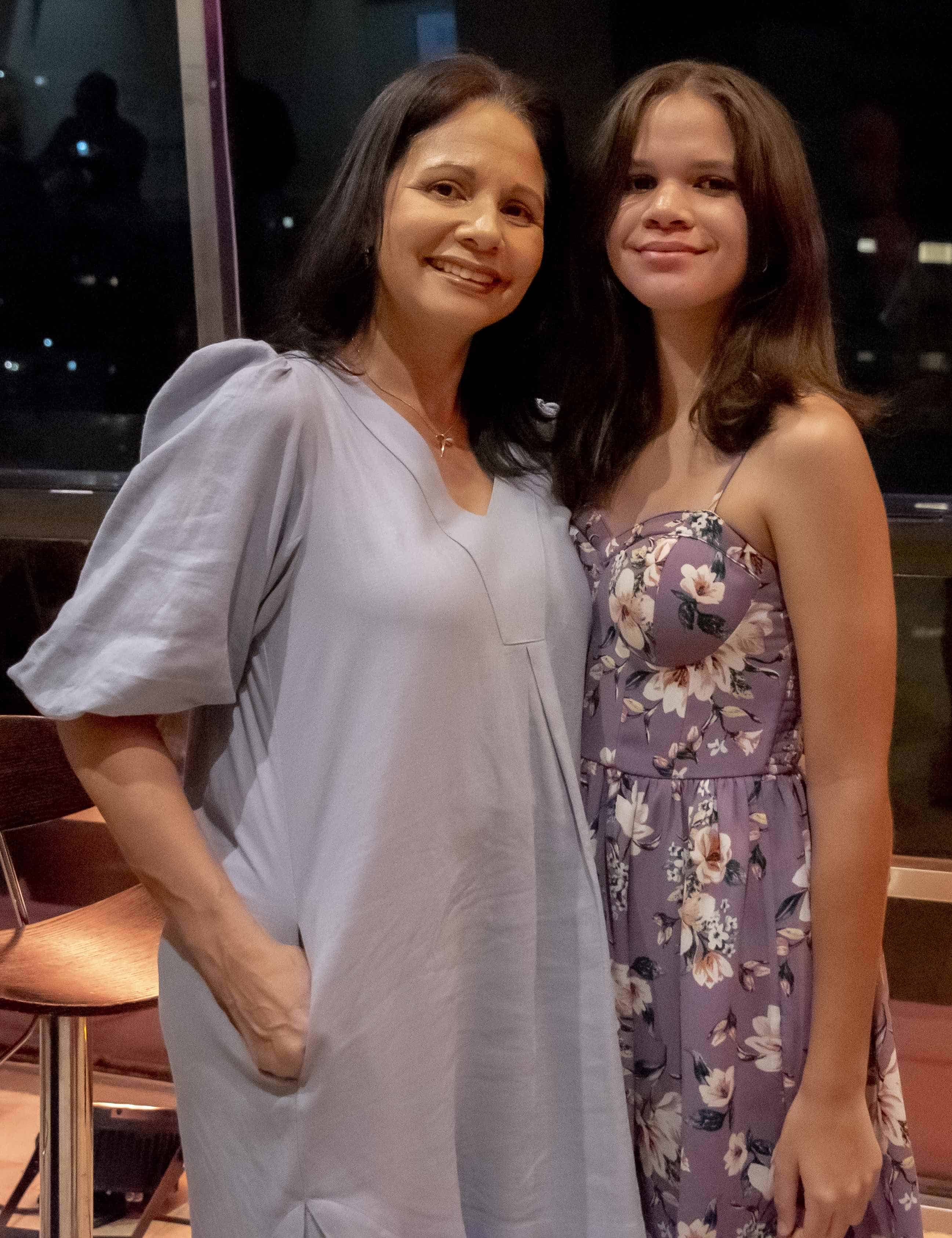 Yovanni Peña y Mía Nicole Vicente.