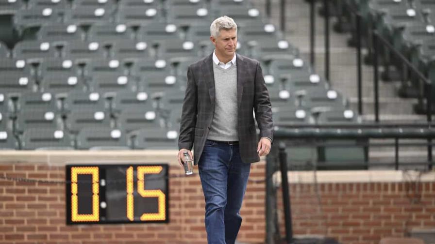 Mike Elias, gerente de los Orioles dice que mantendrán ‘el pie en el acelerador’ tras un gran año