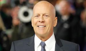 Bruce Willis "no lee ni habla, ve la vida como detrás de un mosquitero", revela un amigo del actor