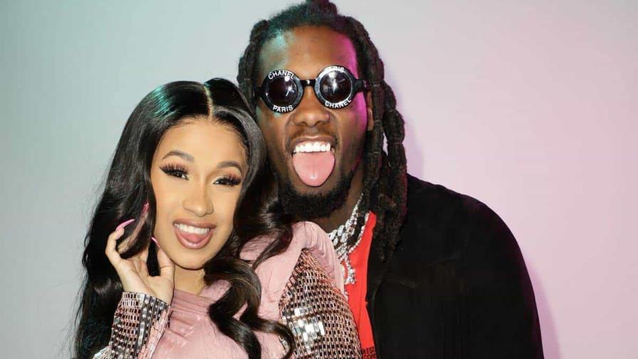 Offset llena la casa de Cardi B de rosas rojas por su cumpleaños 31