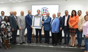 Cámara de Diputados entrega reconocimiento al Central Romana por su 110 aniversario