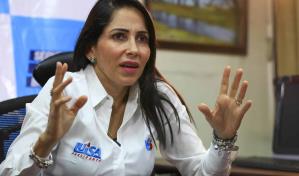 “Nos jugamos la vida”, dice Luisa González en el cierre de la campaña electoral de Ecuador