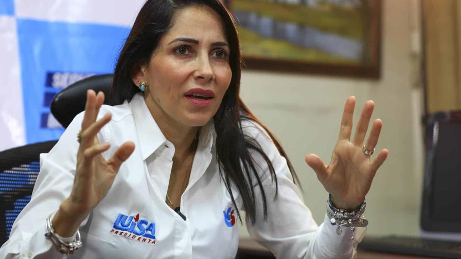 “Nos jugamos la vida”, dice Luisa González en el cierre de la campaña electoral de Ecuador