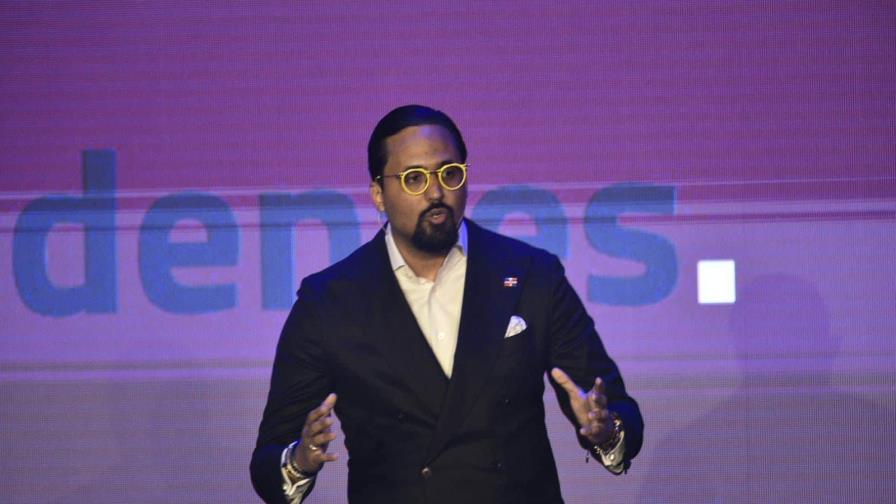 Abinader quita a Bartolomé Pujals de la Ogtic y lo nombra embajador permanente en la OACI Abinader quita a Bartolomé Pujals de la Ogtic y lo nombra embajador permanente en la OACI