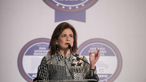 Gobierno proyecta alza de 5.9 % en exportaciones pese a “situaciones adversas”