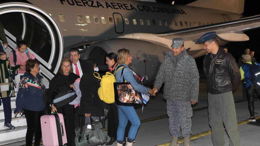 Colombia repatria a 110 personas desde Israel en su primer vuelo humanitario