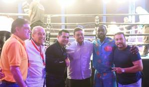 Miguel Quéliz conquista título mundial juvenil de la OMB