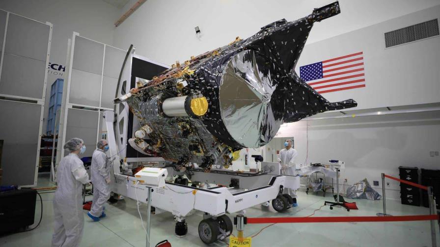NASA envía nave espacial a misión de 6 años para explorar misterioso asteroide