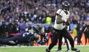 Ravens superan a Titans en Londres con seis goles de campo de Tucker