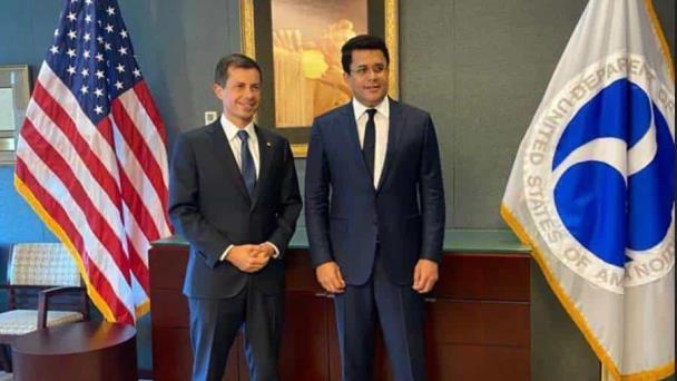 El ministro de Turismo se reúne con secretario de Transporte de Estados Unidos