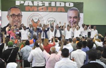 Abinader se convierte en el candidato de dos partidos que apoyaban al PLD