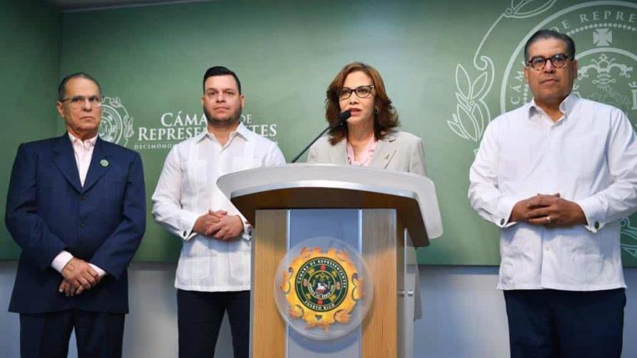 Cámara Baja de PR acoge medidas de la diputada Adelys Olivares a favor del inmigrante