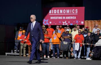 Biden posterga viaje en medio de guerra entre Israel y Hamas