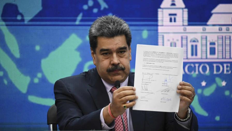 EE.UU. levanta temporalmente sanciones sobre el petróleo y el gas de Venezuela