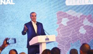 Abinader: es innegociable el registro de datos biométricos en la frontera