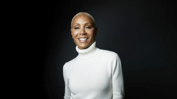 Jada Pinkett Smith dice que revelar que está separada de Will Smith fue liberador
