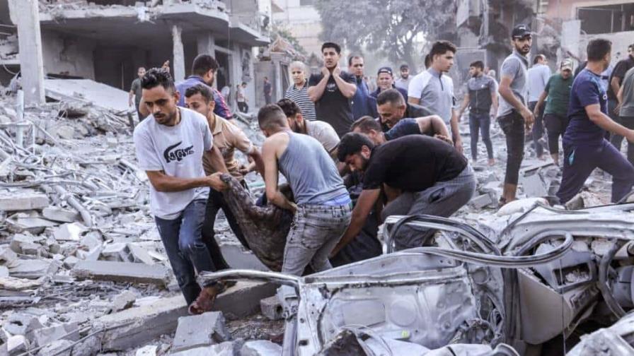 El bombardeo del hospital en Gaza, todavía rodeado de incógnitas