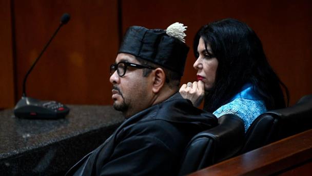 Rosa Pilarte rompe en llanto durante un juicio en su contra