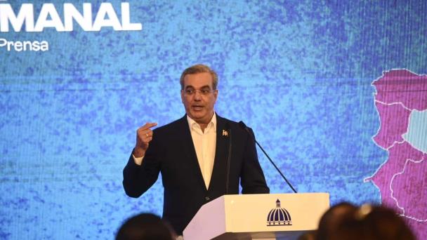 Presidente Abinader inaugura su canal oficial de WhatsApp