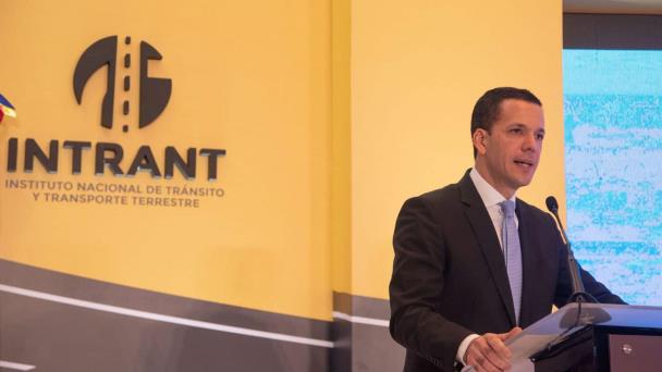 Intrant pide a Contrataciones Públicas decisión definitiva sobre instalación de semáforos