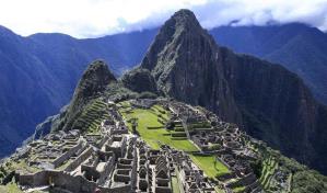 Un sector del camino inca hacia Machu Picchu es cerrado por caída de rocas e incendio