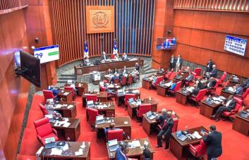 De urgencia, el Senado aprueba préstamo de US$100 millones para programa Supérate
