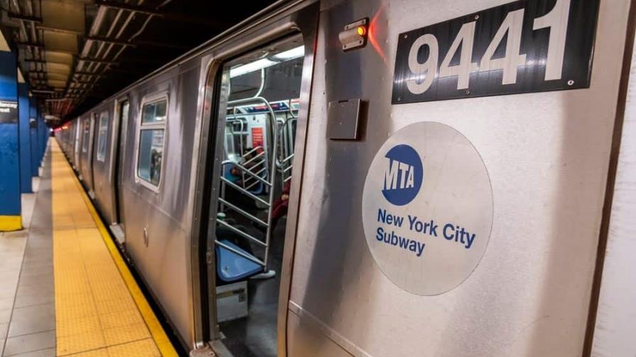 Joven de 18 años muere arrollada al desmayarse en el Metro de Nueva York