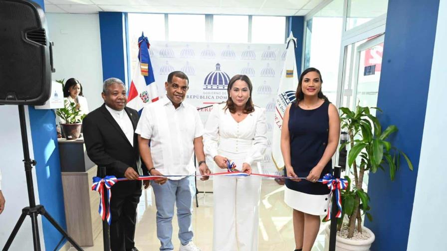 Inauguran oficina del Ministerio de la Mujer en Barahona