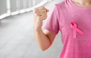 Solo 21% de las mujeres en Europa conoce la relación entre el alcohol y el cáncer de mama