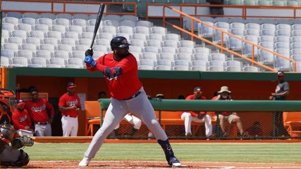  El dominicano Franmil Reyes irá a la Agencia Libre de las  Grandes Ligas