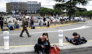 Evacúan ocho aeropuertos regionales en Francia por nuevos avisos de bomba