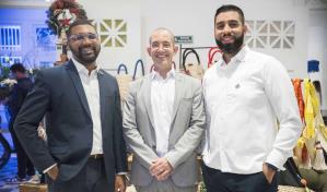 Exposición de artistas, moda y artesanías en Casas del XVI