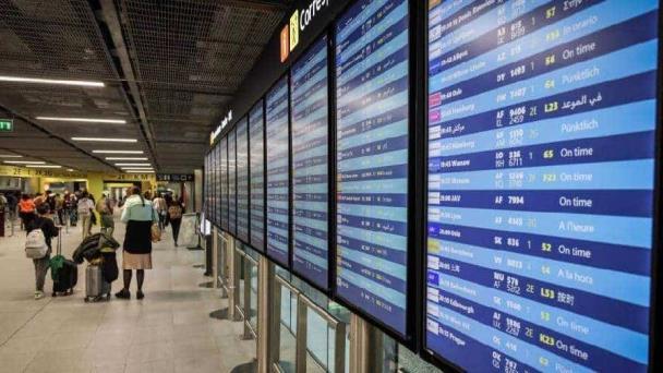 Aeropuertos regionales franceses reciben avisos de bomba por tercer día consecutivo