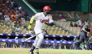 Video | Franmil Reyes fue una mole ante las Estrellas y el Escogido sigue invicto