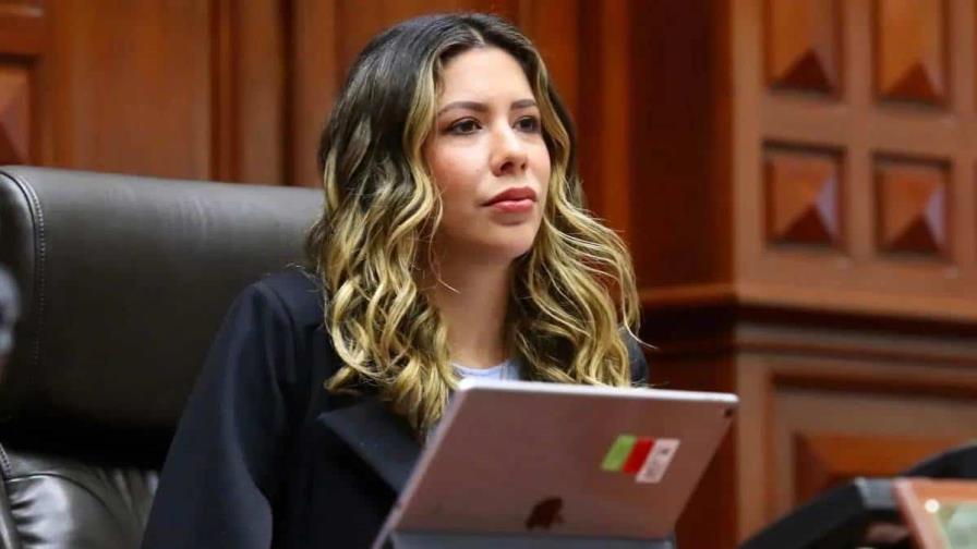 La Procuraduría de Perú pide iniciar investigaciones a tres congresistas por corrupción