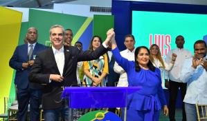 Luis Abinader, proclamado candidato del PAL, asegura su obra le lleva mucha distancia a la oposición