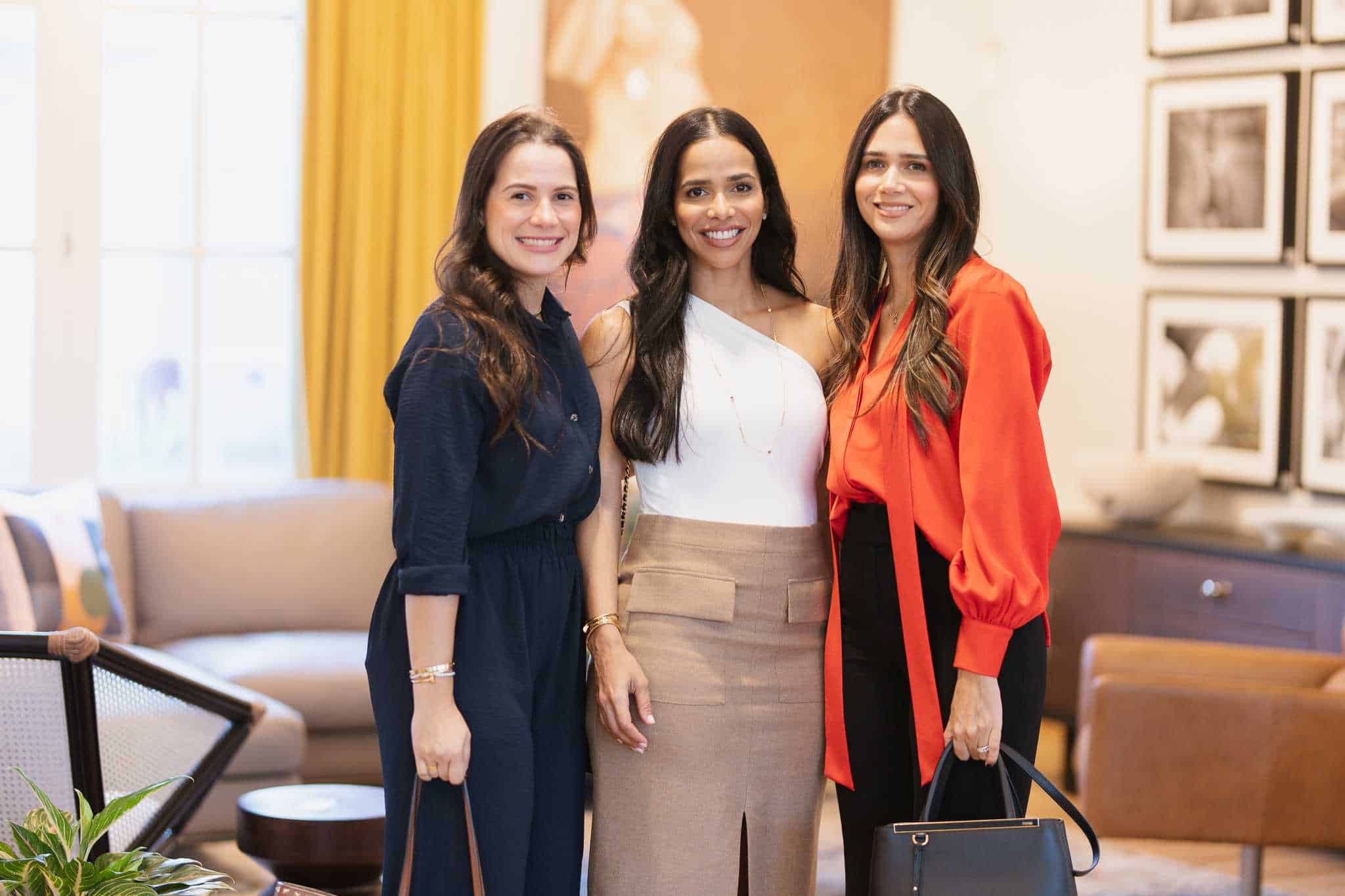 María Virgina Pérez, Paola Suero y Tanisha Espinal. 