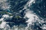 El huracán Tammy se aleja del Caribe y dirige hacia el norte sin nuevas amenazas en tierra