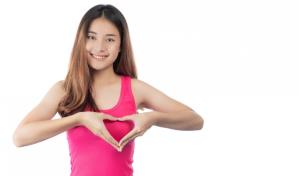 Reconstrucción mamaria: Se puede hacer durante la cirugía de la mastectomía