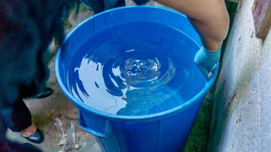 Almacenaje de agua: elemento común que propaga el dengue